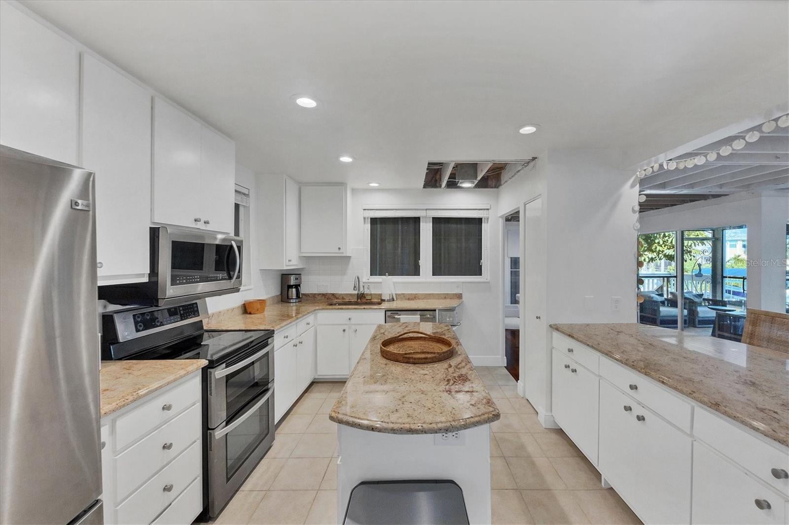 HARBOR DRIVE WATERWAYS - Residential