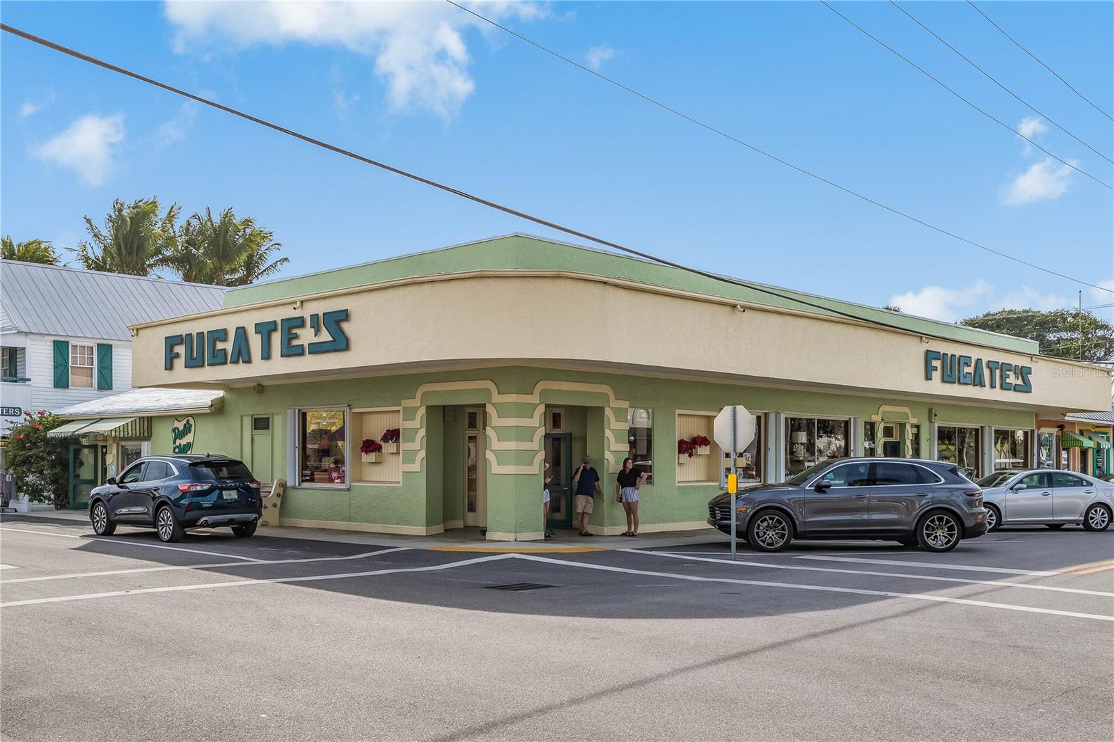 HARBOR DRIVE WATERWAYS - Residential