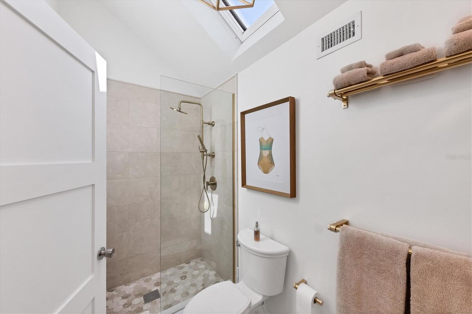 HARBOR DRIVE WATERWAYS - Residential