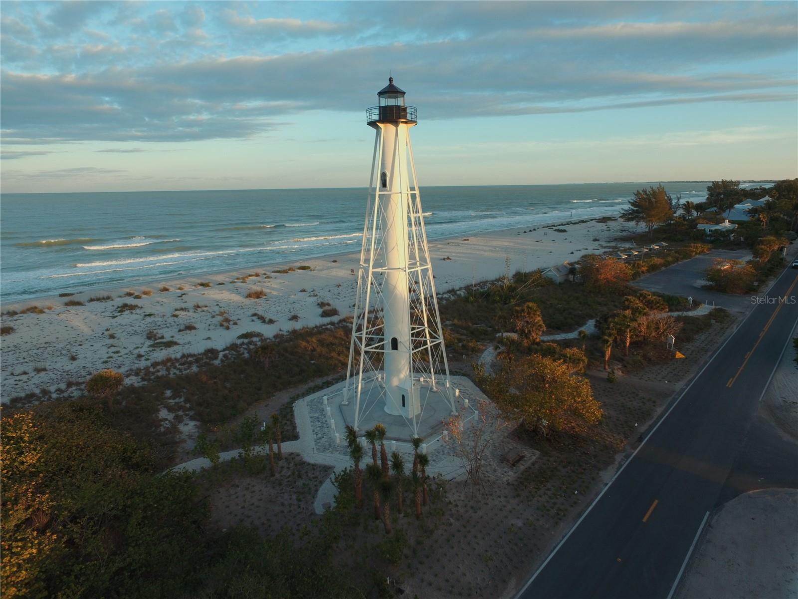 HARBOR DRIVE WATERWAYS - Residential