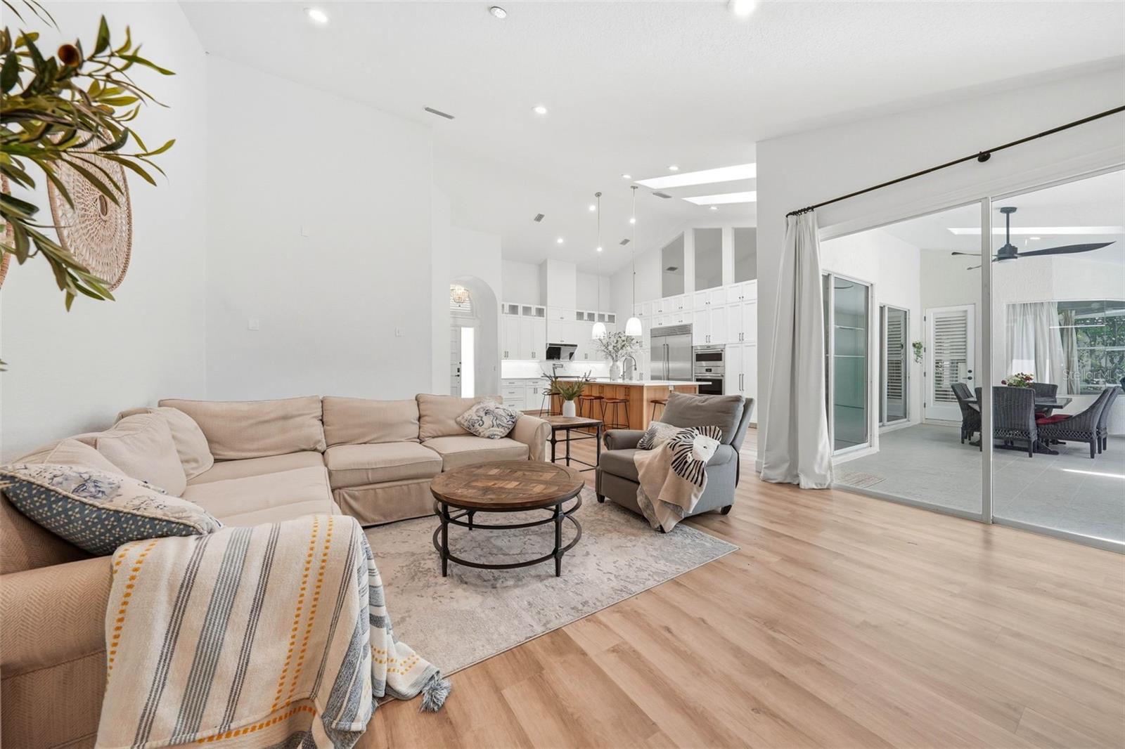 TOREY PINES - Residential