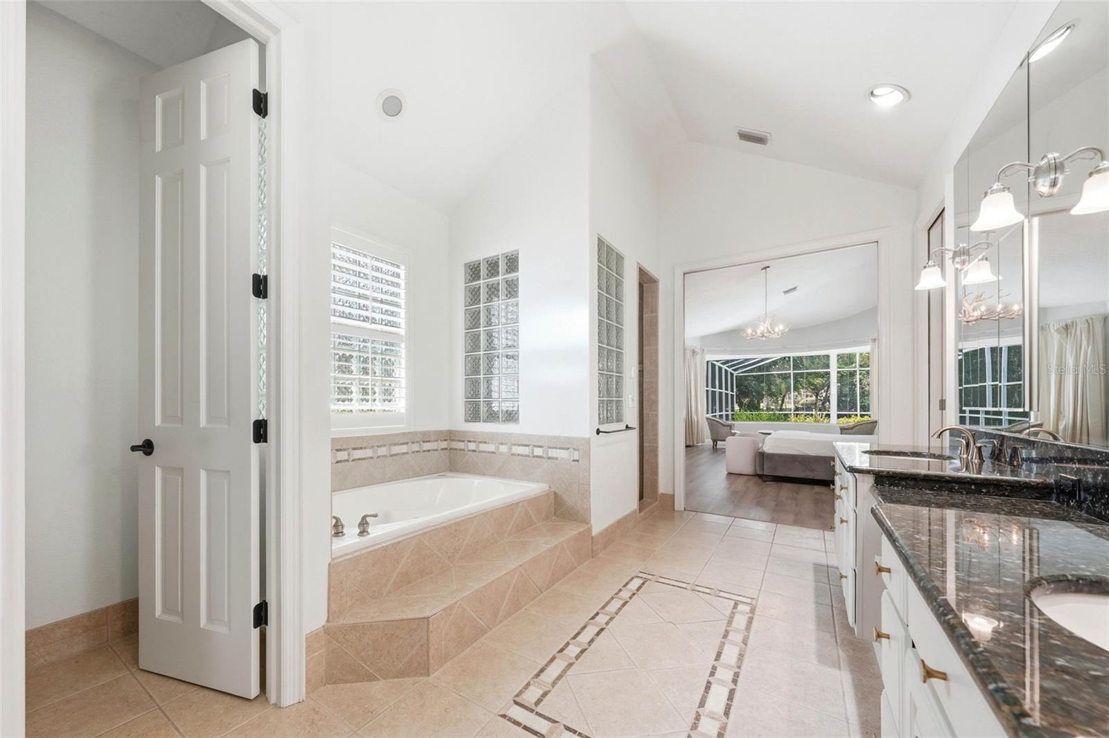TOREY PINES - Residential