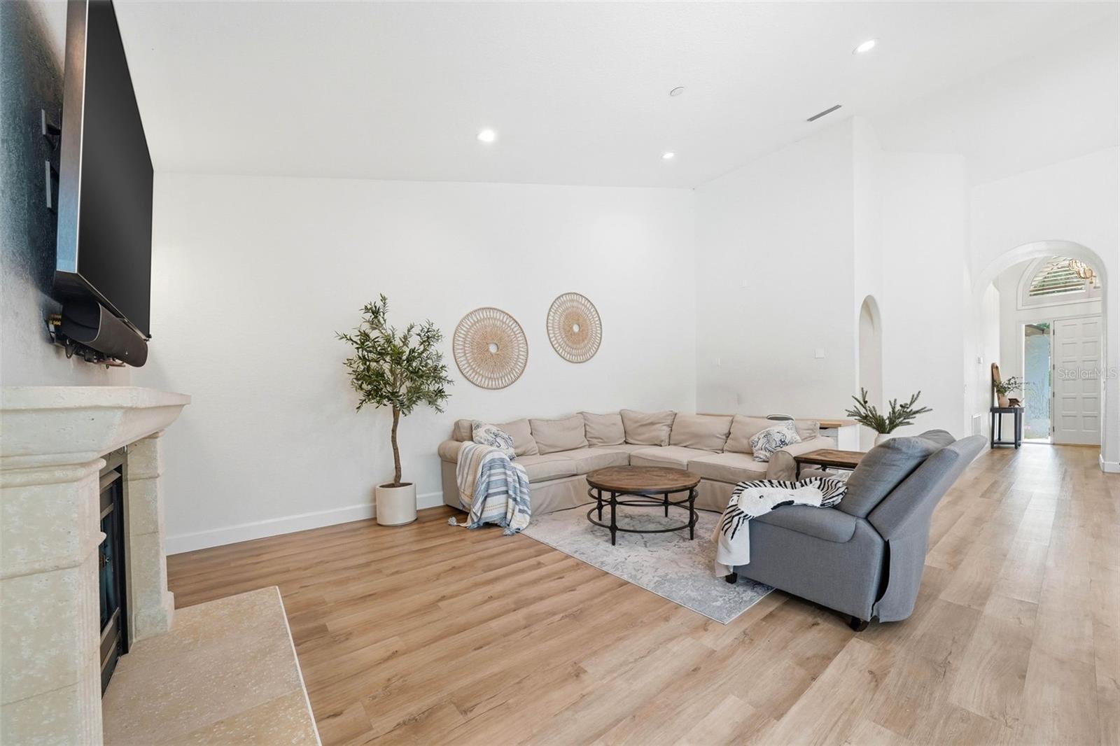 TOREY PINES - Residential