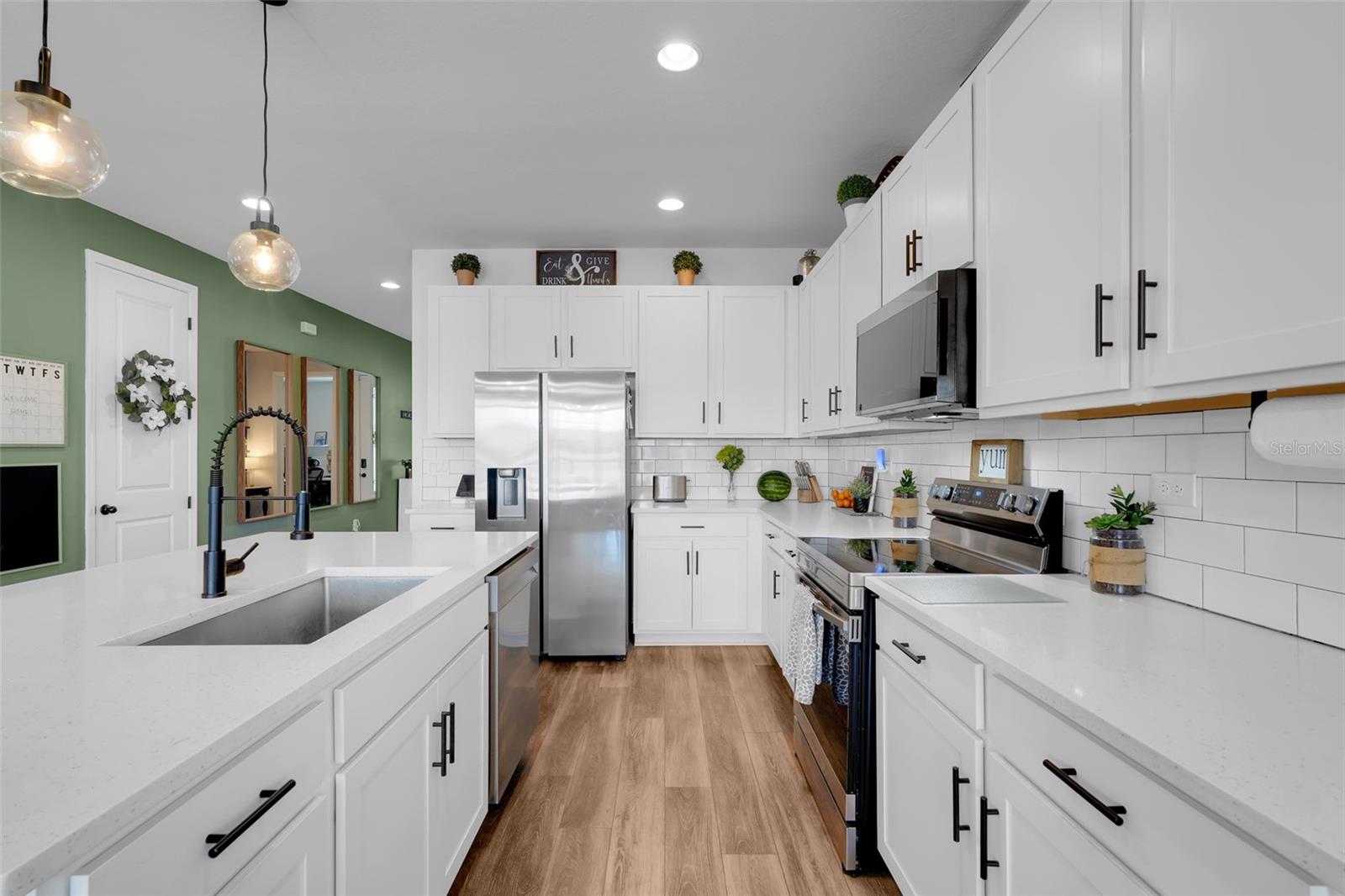 3528 BRISTOL COVE LANE