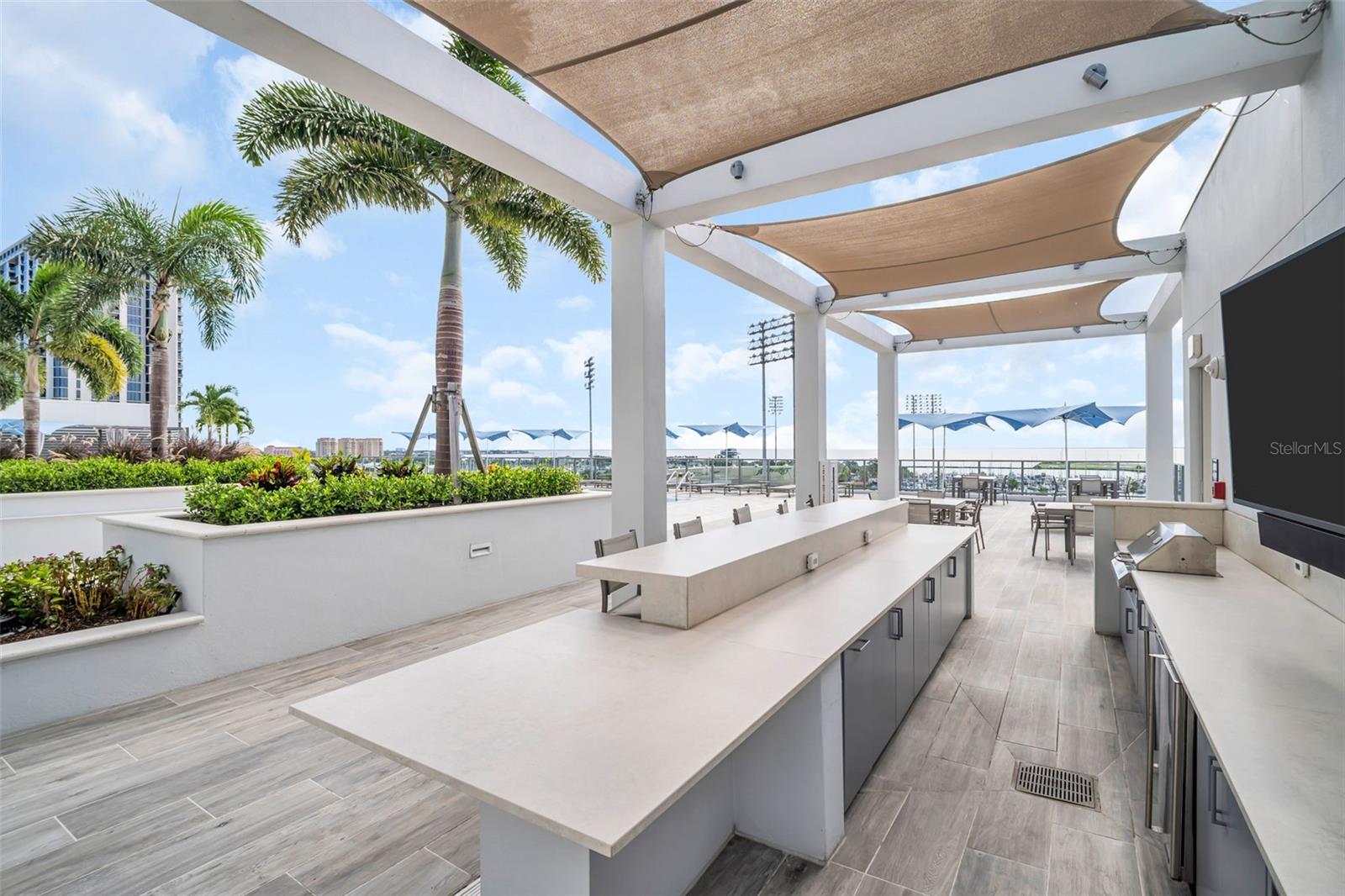 SALTAIRE CONDO - Residential