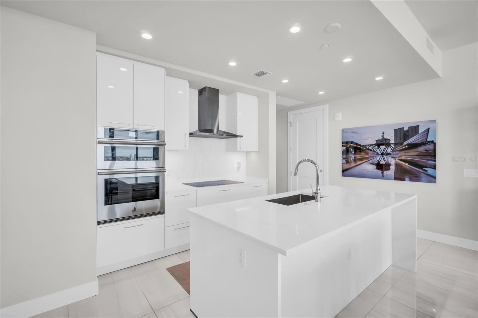 SALTAIRE CONDO - Residential