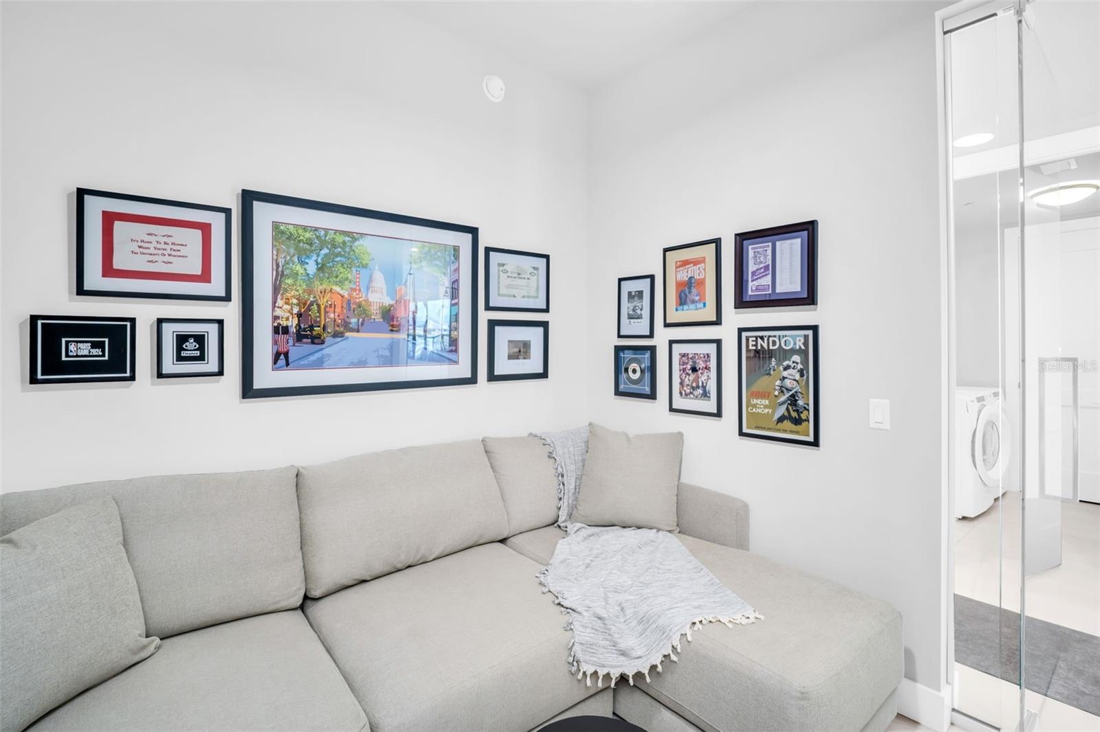 SALTAIRE CONDO - Residential