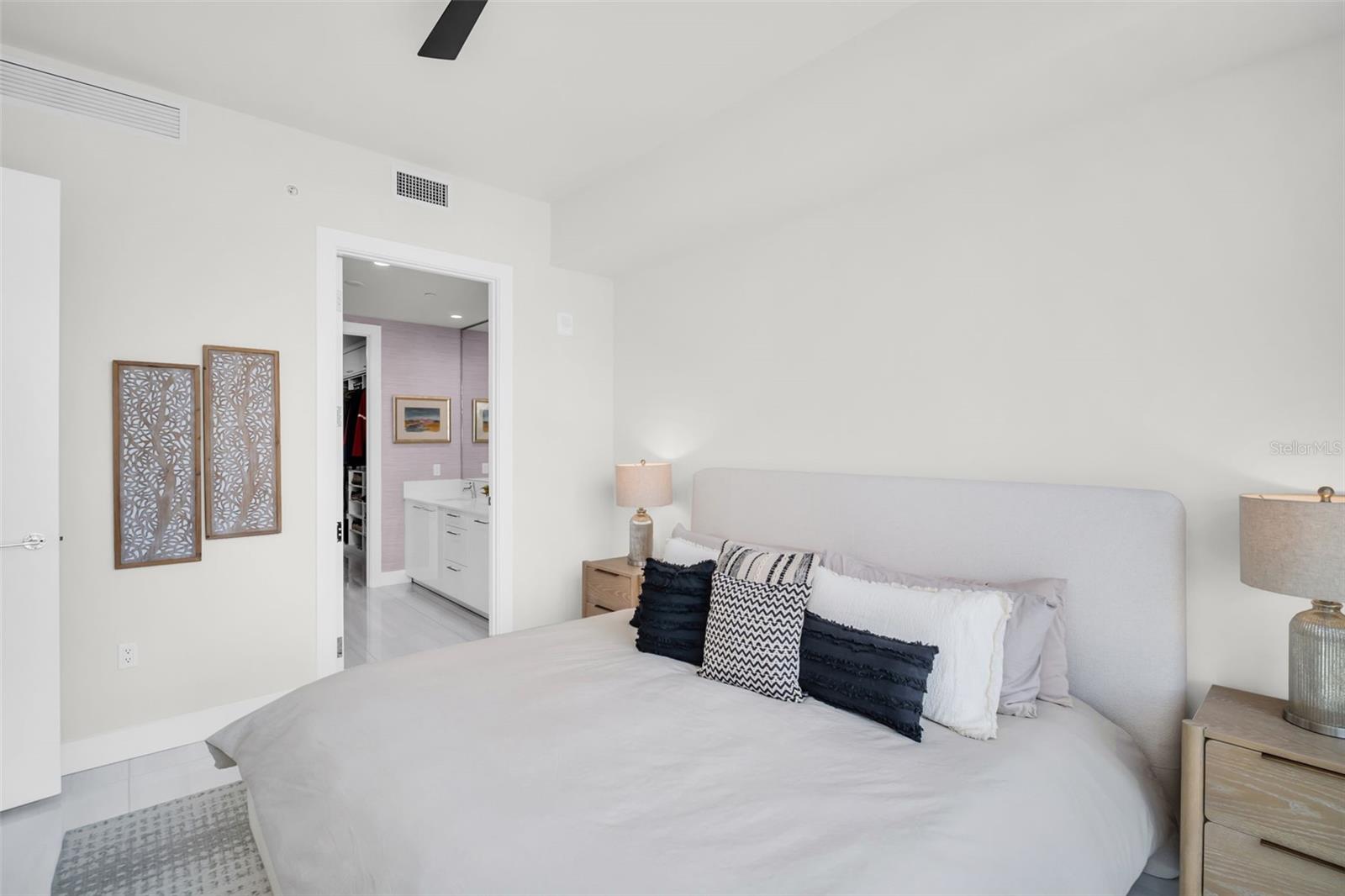 SALTAIRE CONDO - Residential