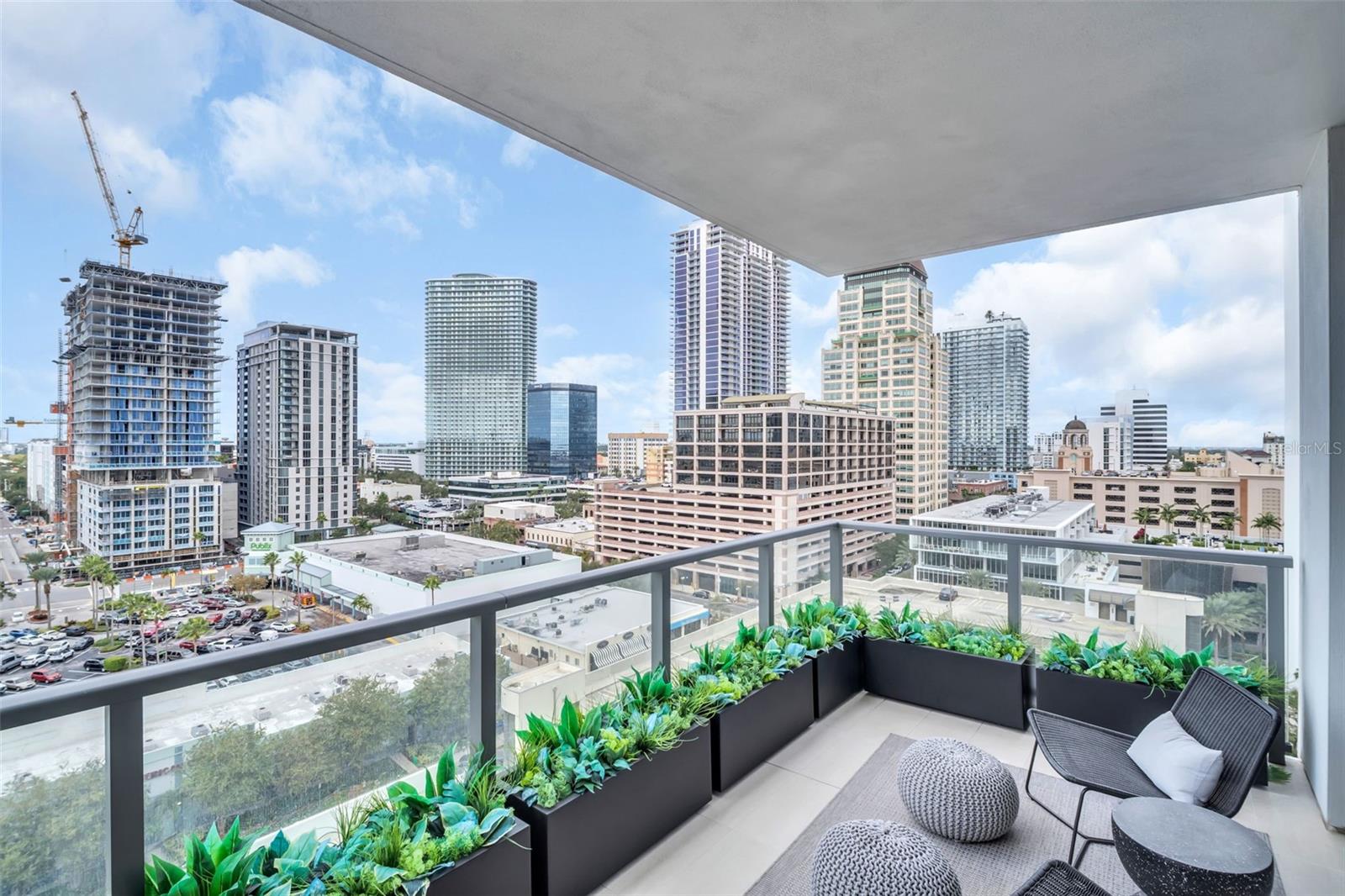 SALTAIRE CONDO - Residential