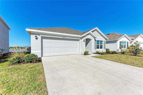 A home in PARRISH