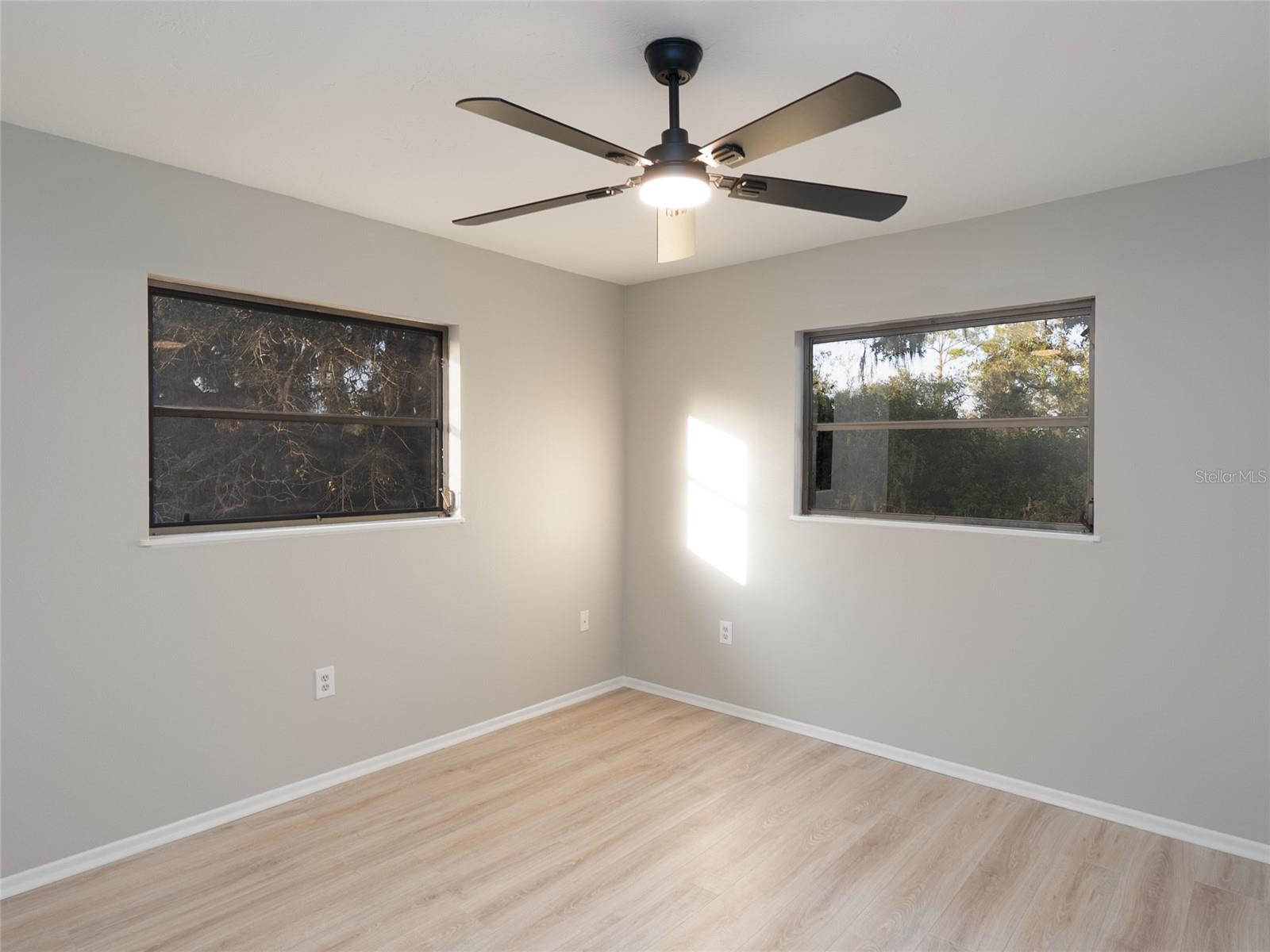 NORTH VENICE FARMS AND EVERGLA-667100 - Residential