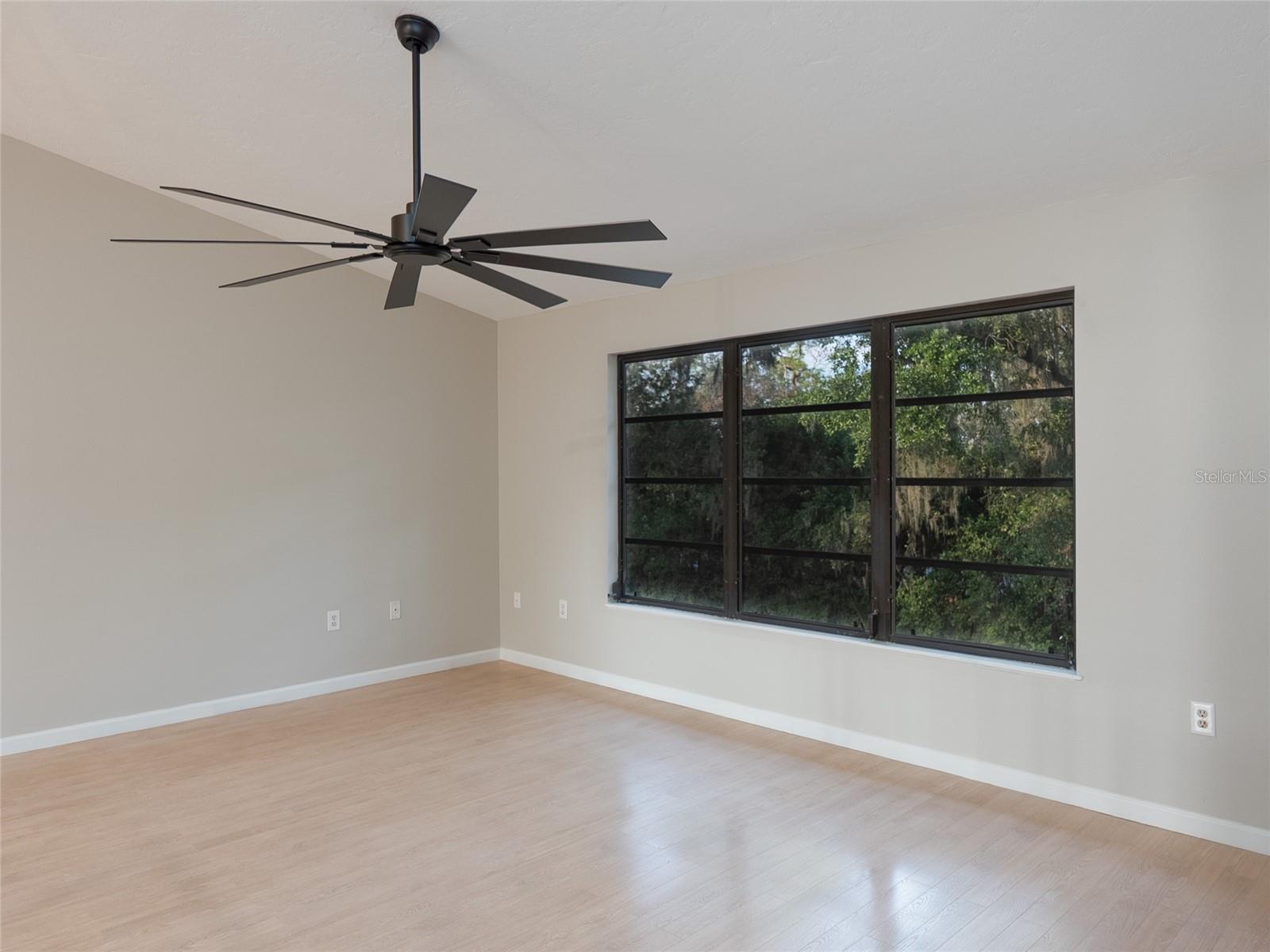 NORTH VENICE FARMS AND EVERGLA-667100 - Residential