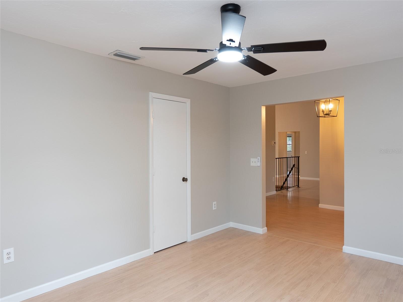 NORTH VENICE FARMS AND EVERGLA-667100 - Residential