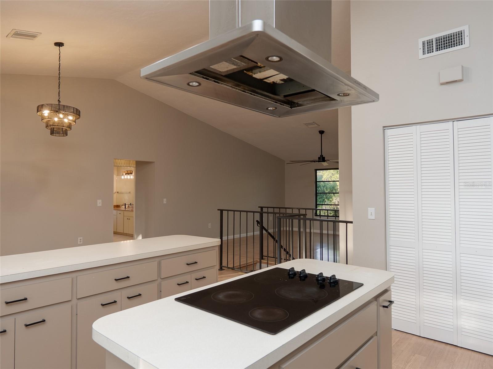 NORTH VENICE FARMS AND EVERGLA-667100 - Residential