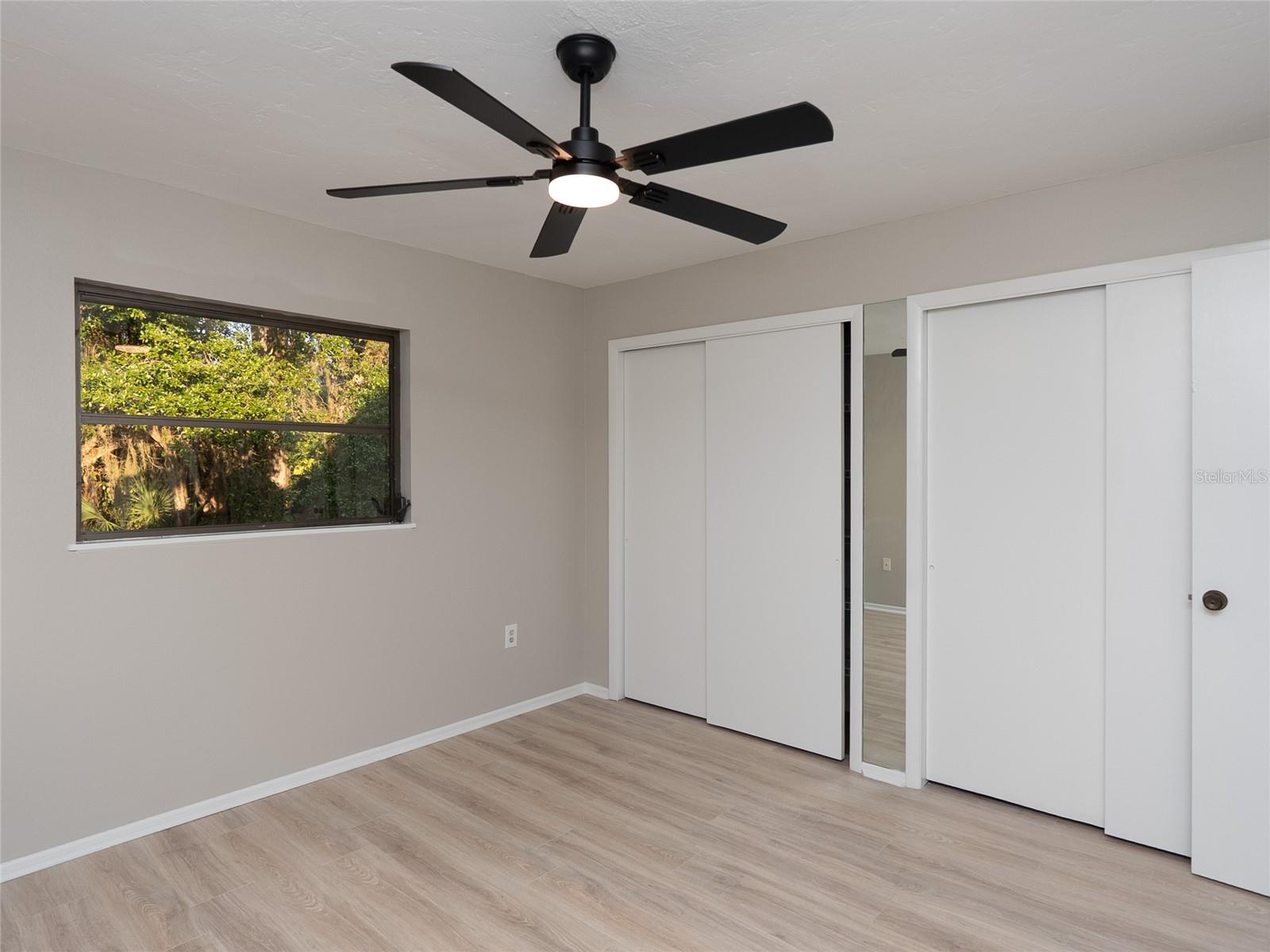 NORTH VENICE FARMS AND EVERGLA-667100 - Residential