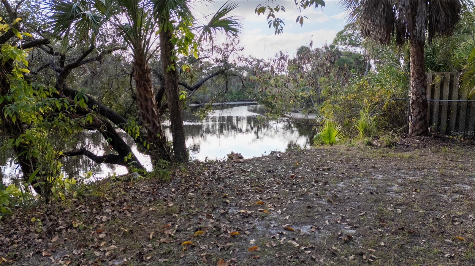 NORTH VENICE FARMS AND EVERGLA-667100 - Residential