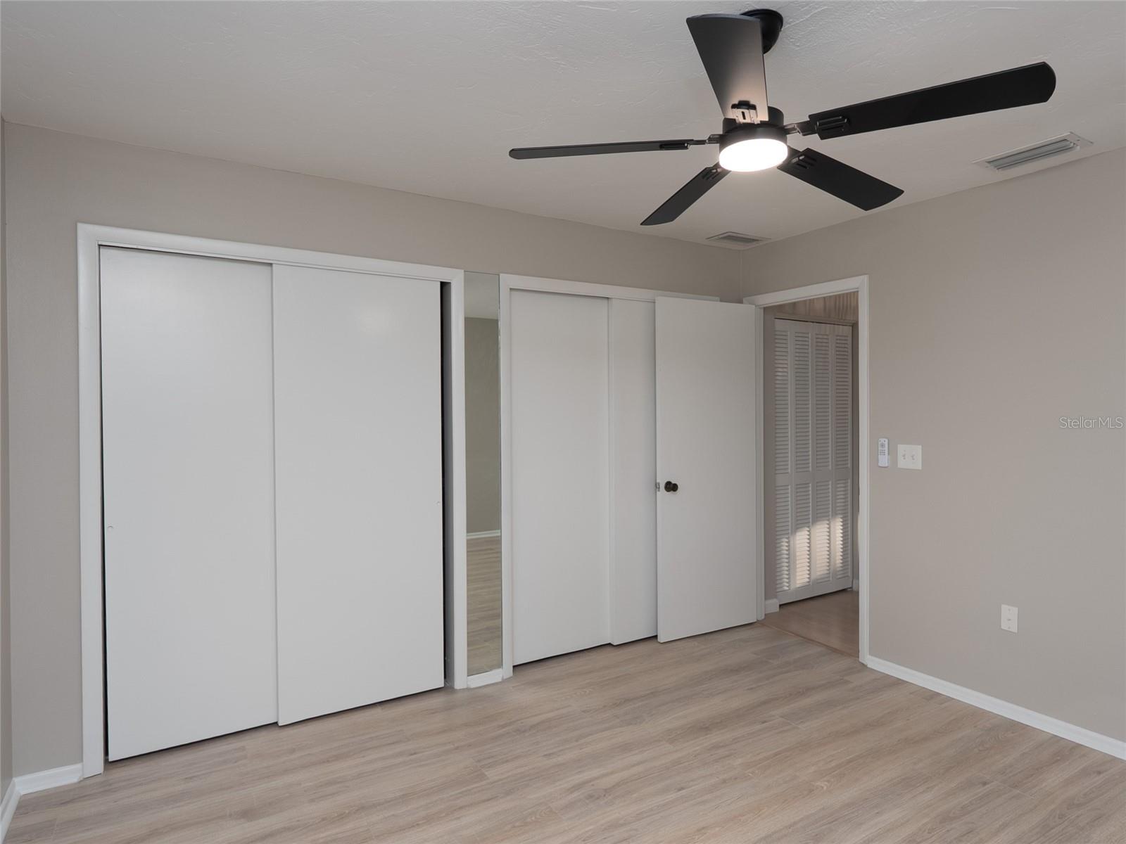 NORTH VENICE FARMS AND EVERGLA-667100 - Residential