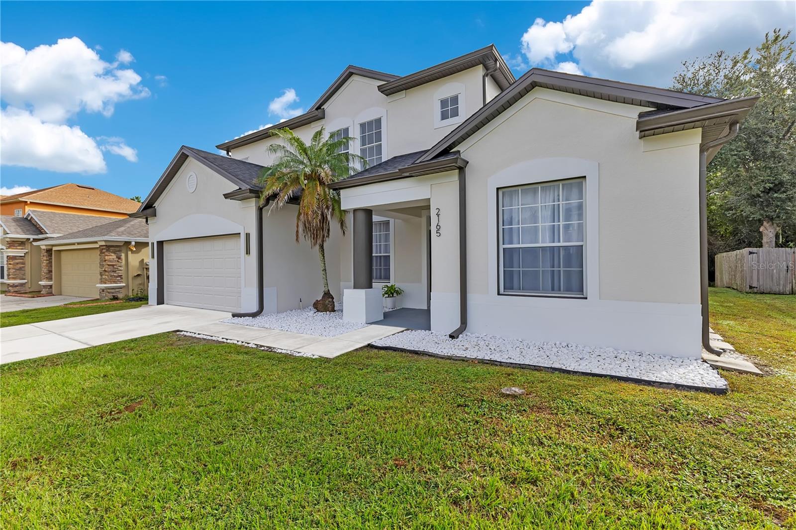 2165 THE OAKS BOULEVARD