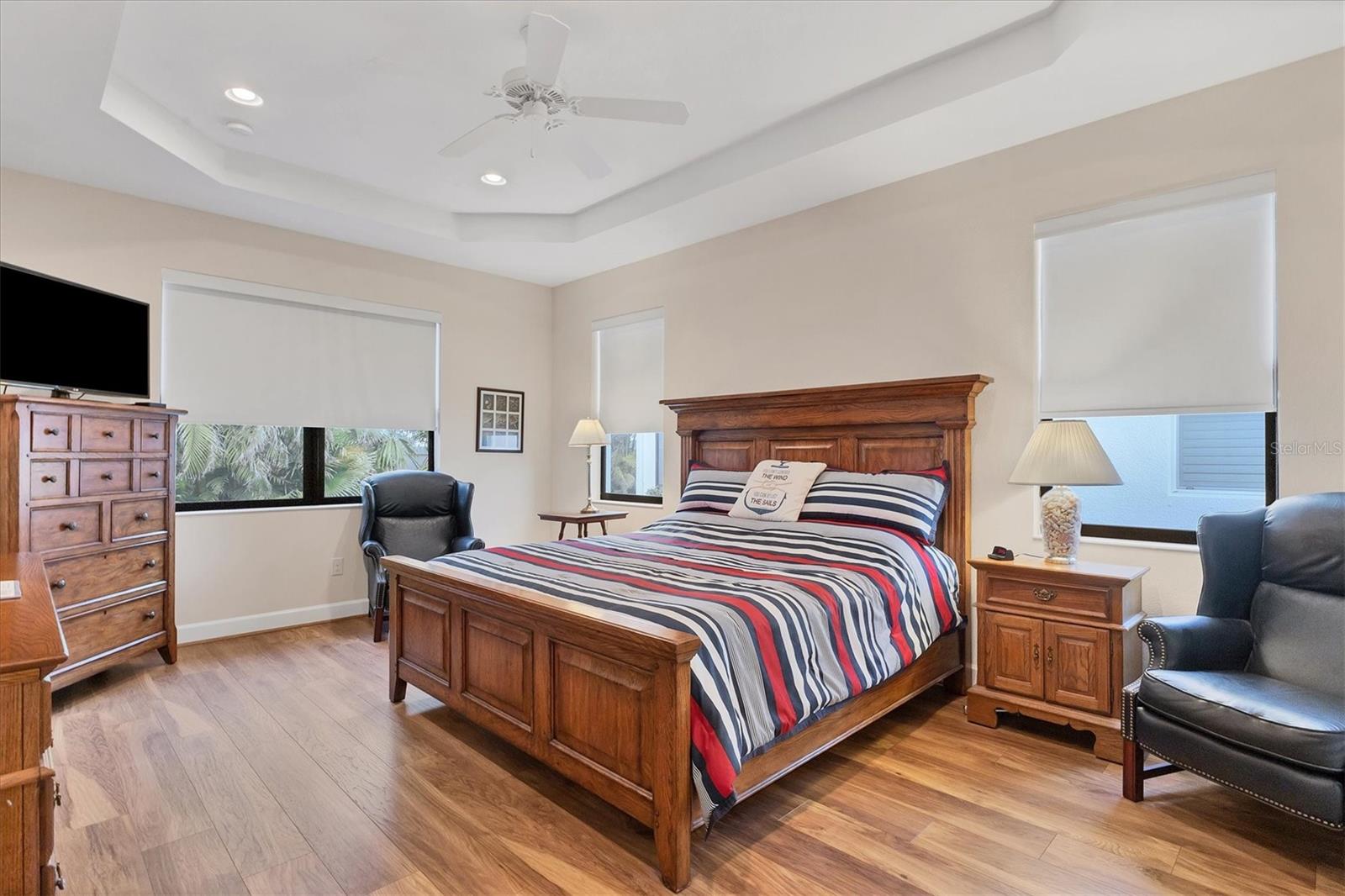GRAND OAKS - Residential