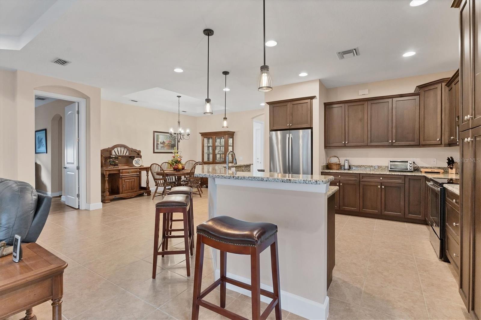 GRAND OAKS - Residential
