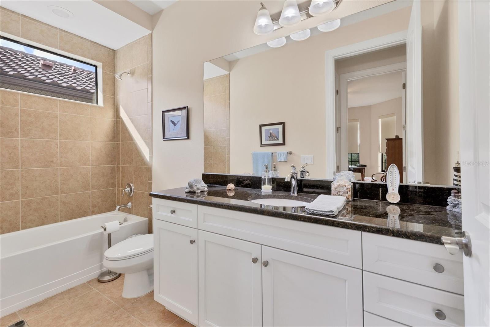 GRAND OAKS - Residential