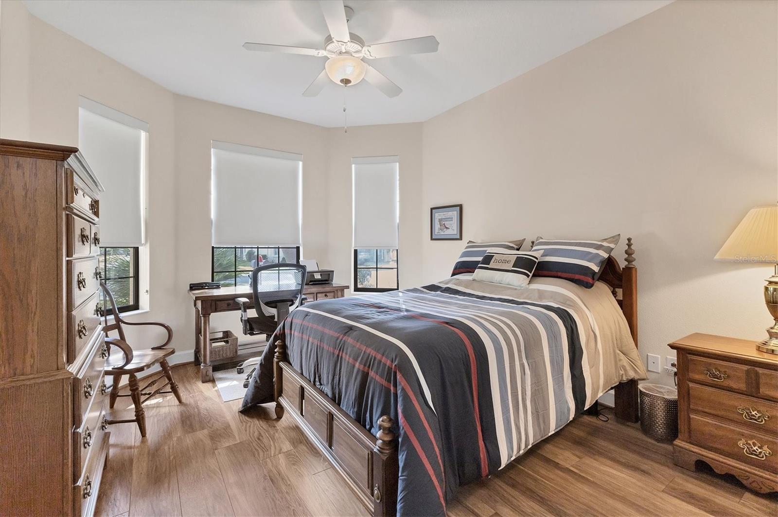 GRAND OAKS - Residential