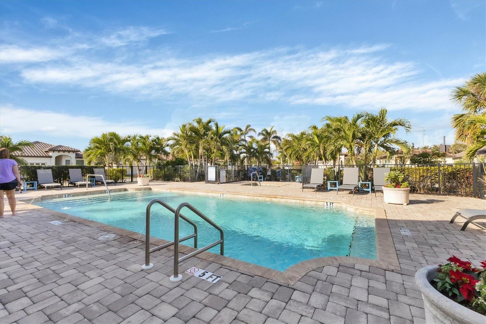 GRAND OAKS - Residential