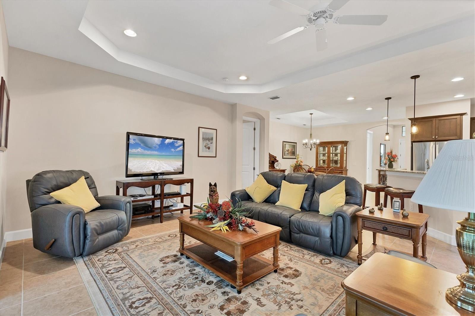 GRAND OAKS - Residential