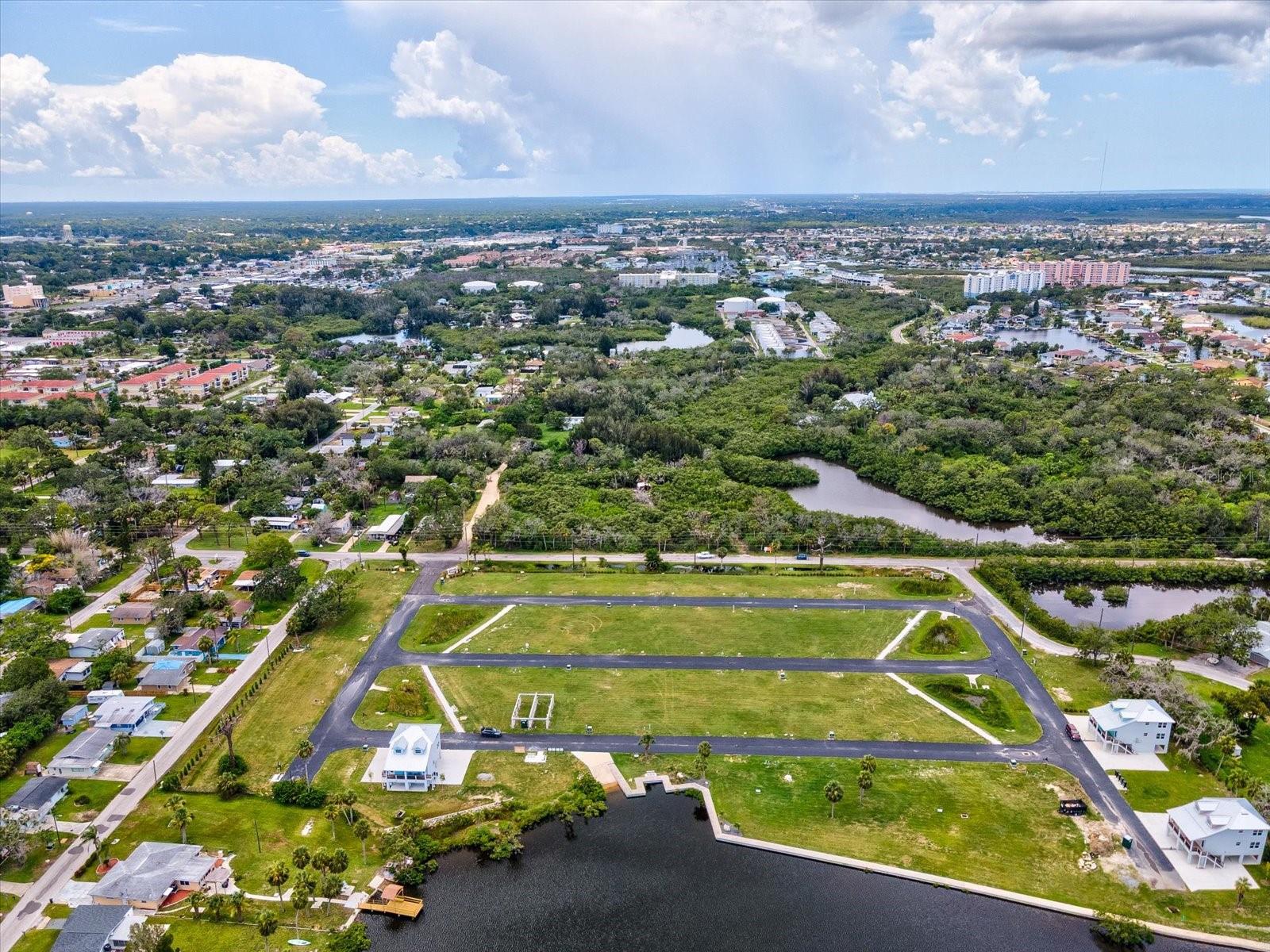 COTTAGES/OYSTER BAYOU TRACTS A - Land