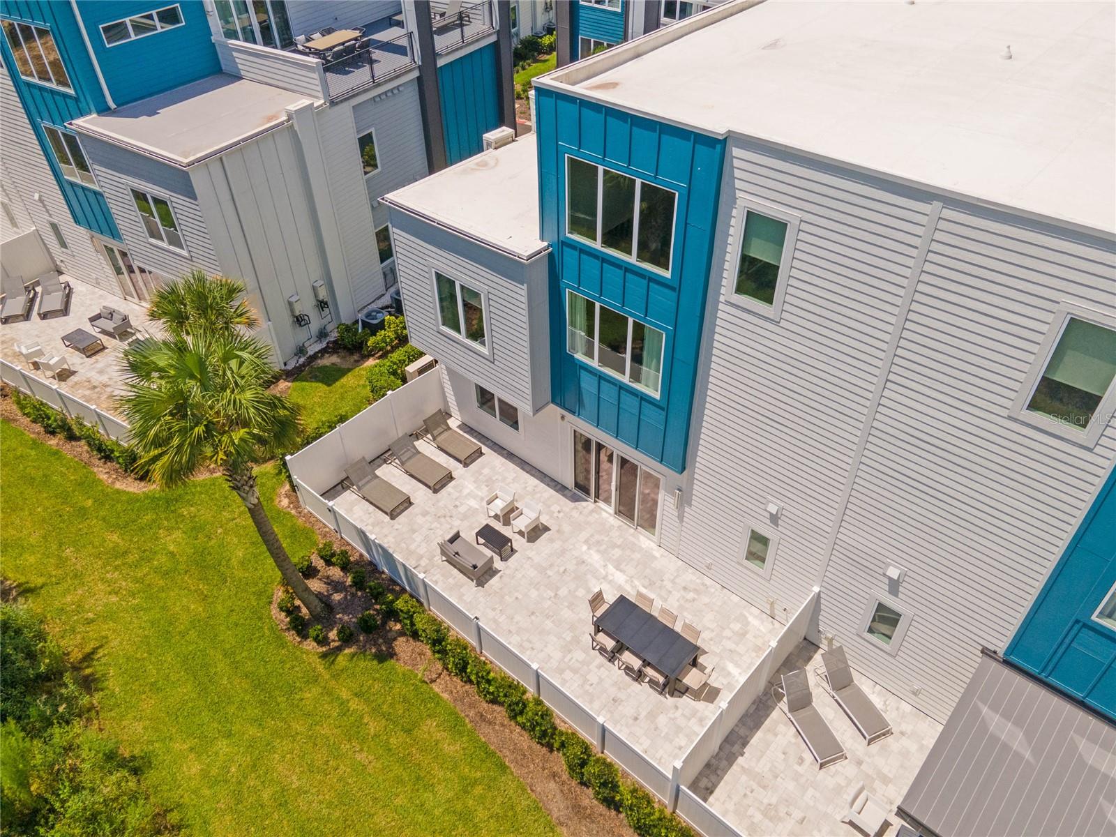 SPECTRUM AT REUNION CONDO PH 1A THRU 1D - Residential