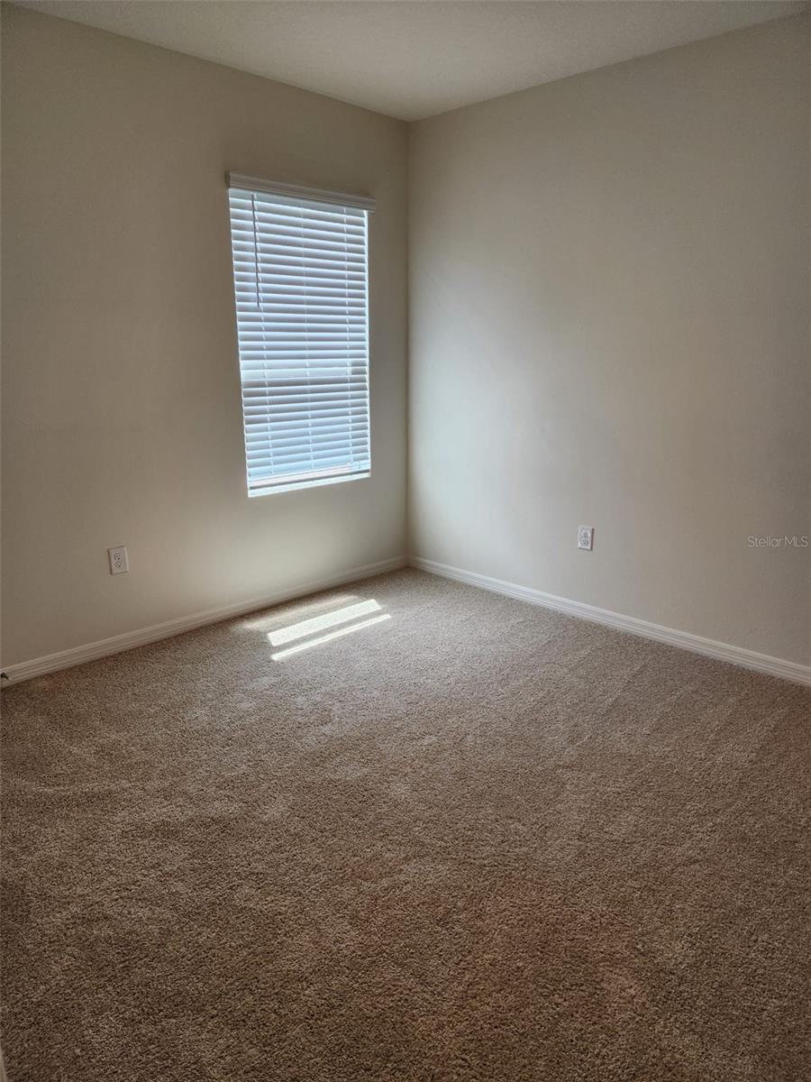 VICTORIA OAKS - Residential Lease