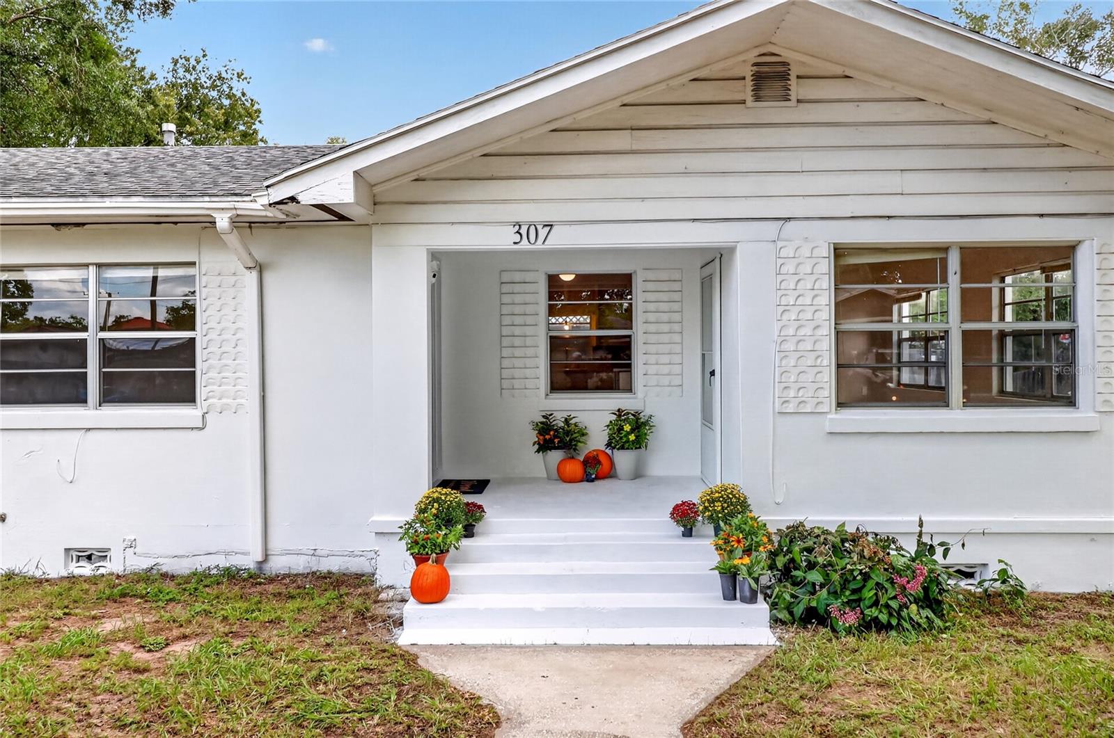 307 STEEDLY AVENUE
