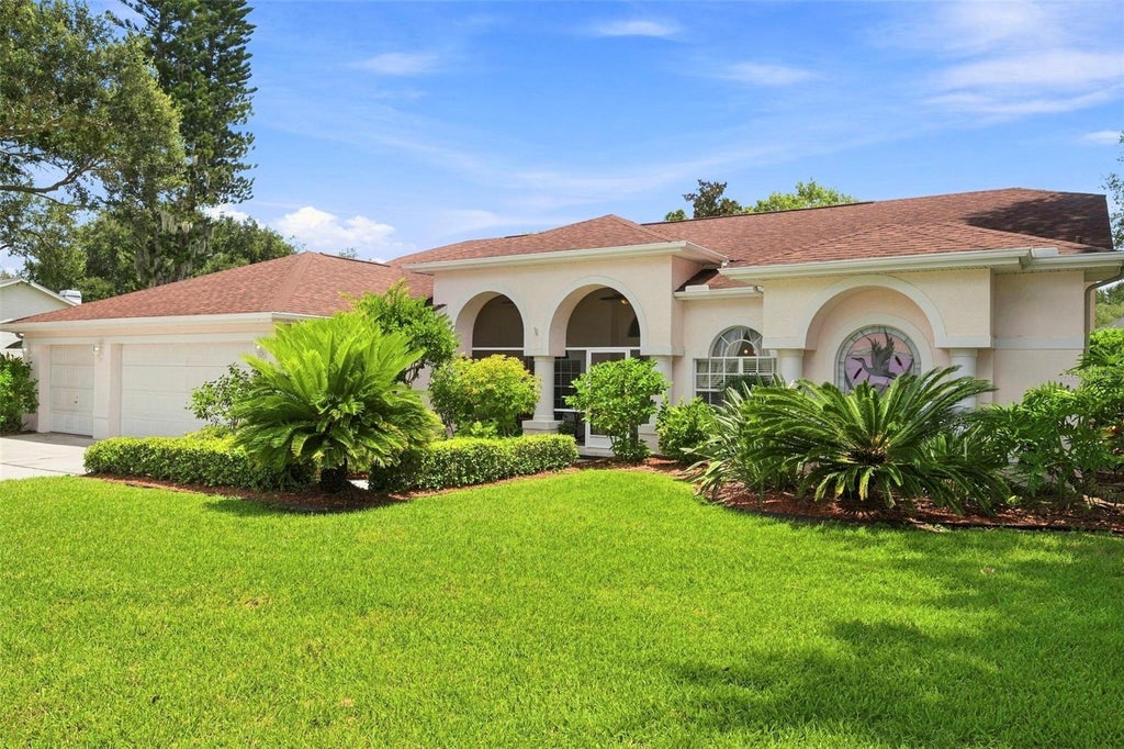 Photo of 1518 Fishing Lake Drive, Odessa, FL 33556 (MLS # TB8534890)