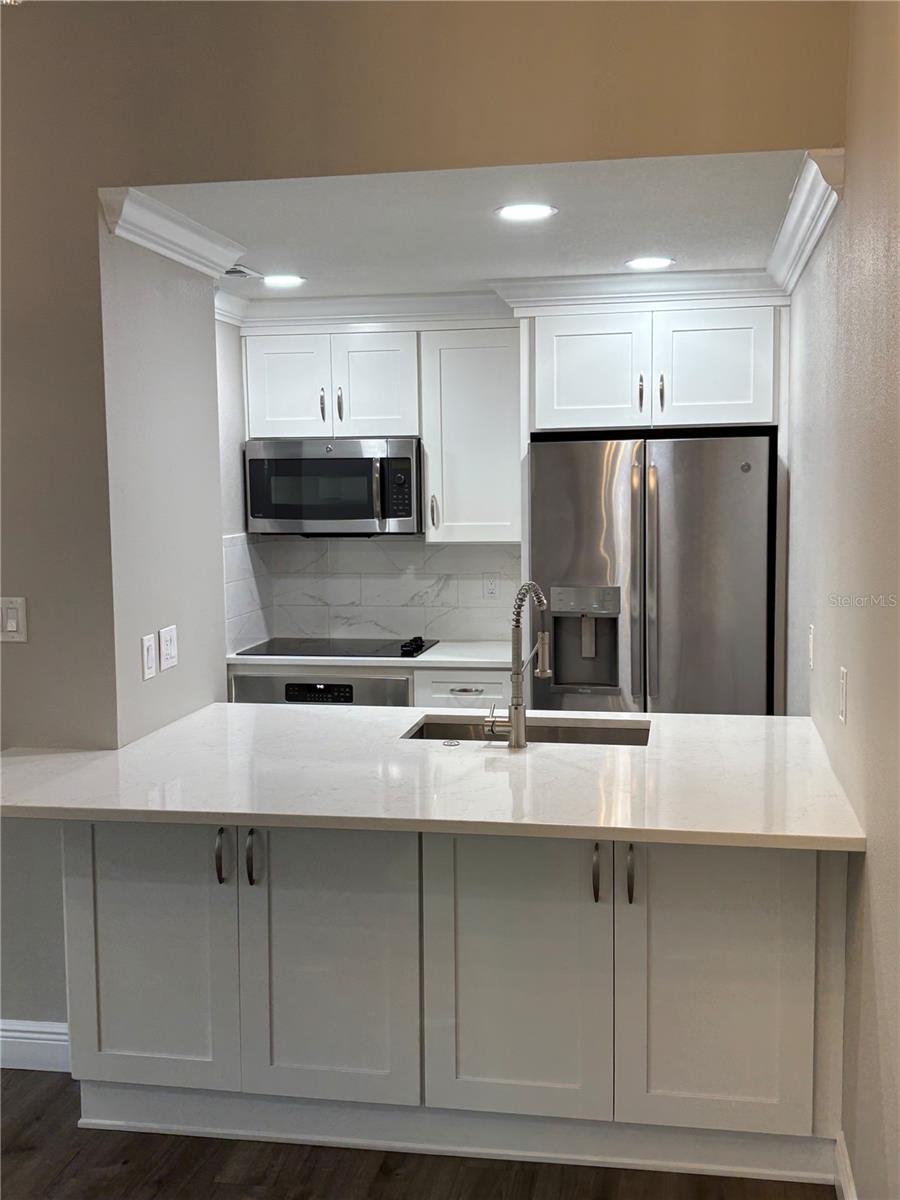 THE OAKS UNIT V A CONDO - Residential