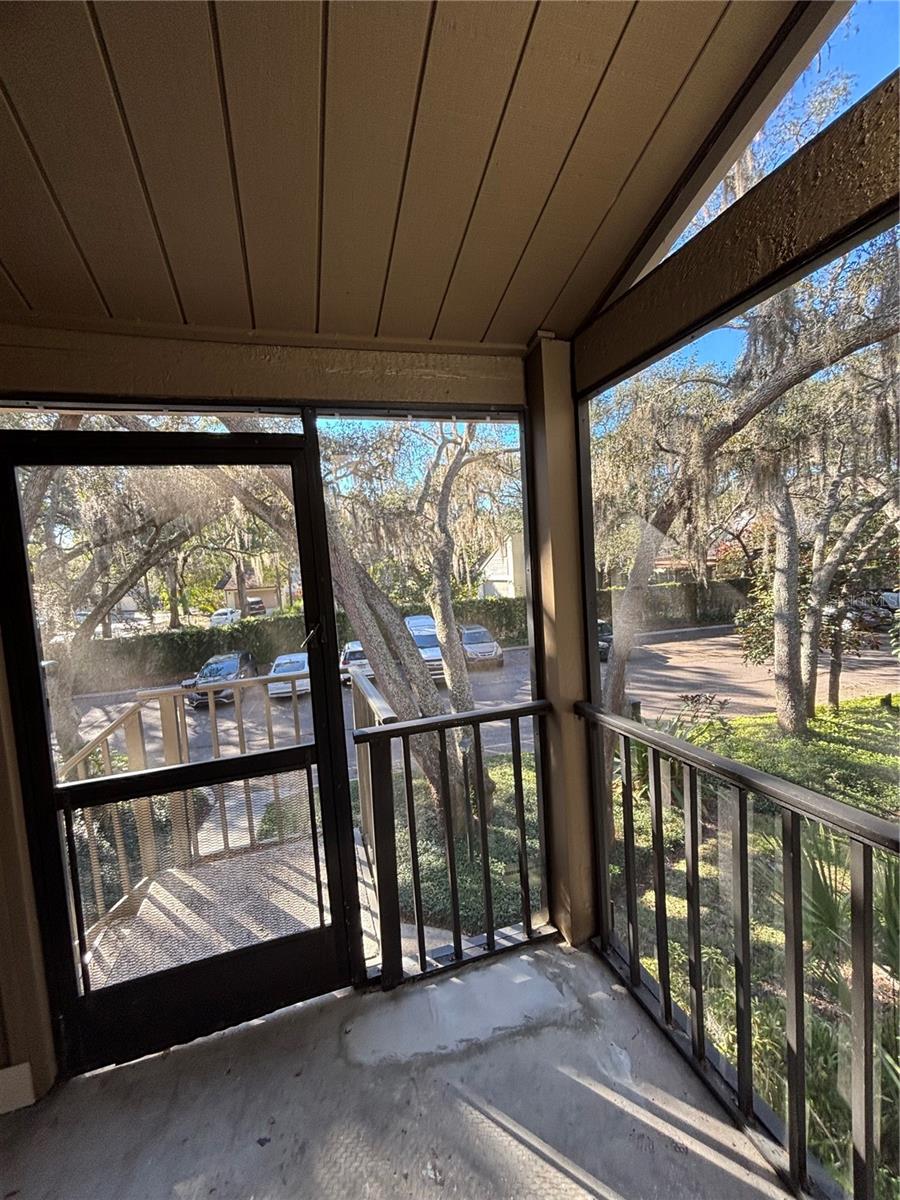 THE OAKS UNIT V A CONDO - Residential