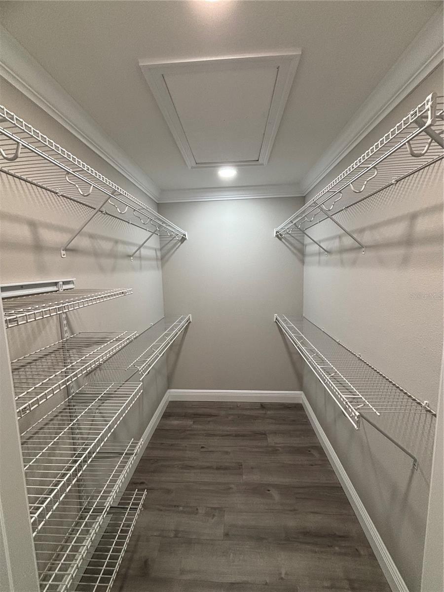 THE OAKS UNIT V A CONDO - Residential