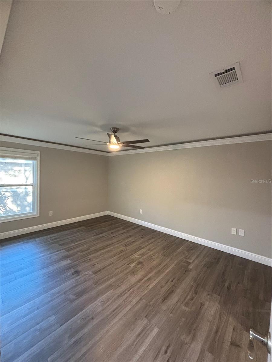 THE OAKS UNIT V A CONDO - Residential