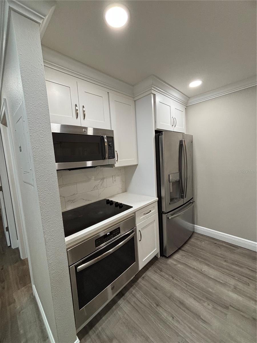 THE OAKS UNIT V A CONDO - Residential