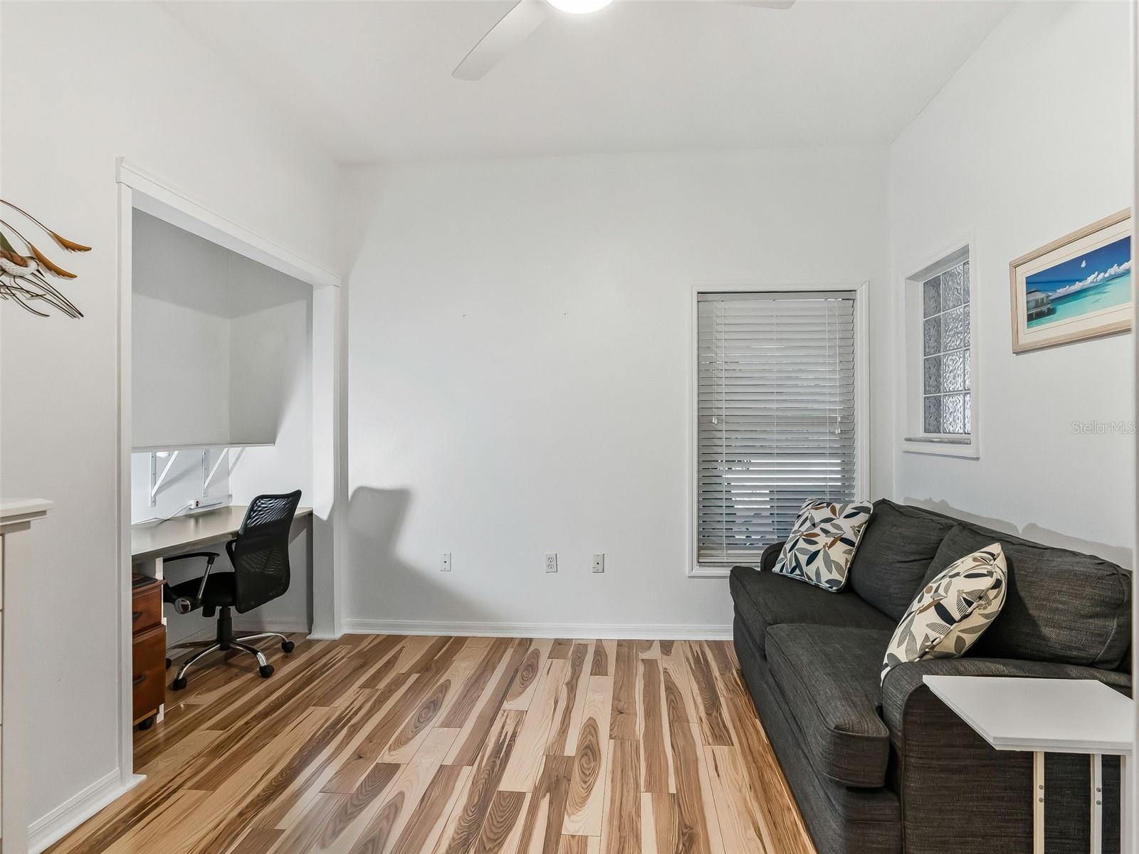 PENNBROOKE PH 01H - Residential