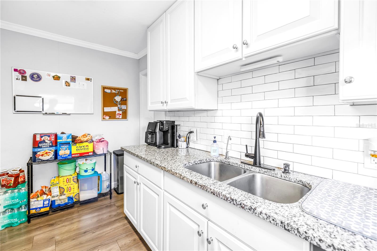 PINECREST - Residential