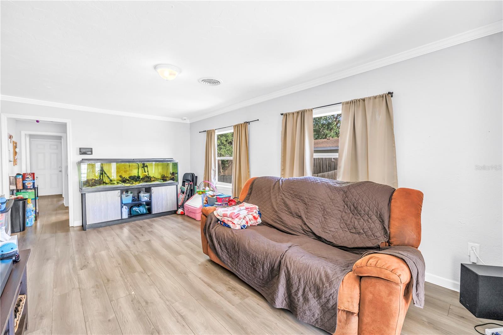 PINECREST - Residential