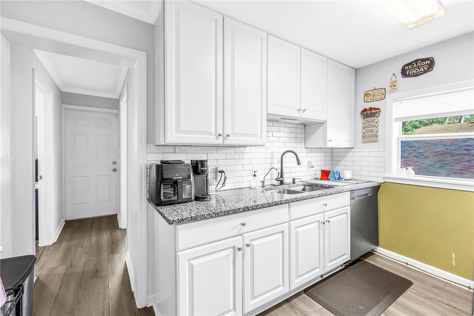 PINECREST - Residential