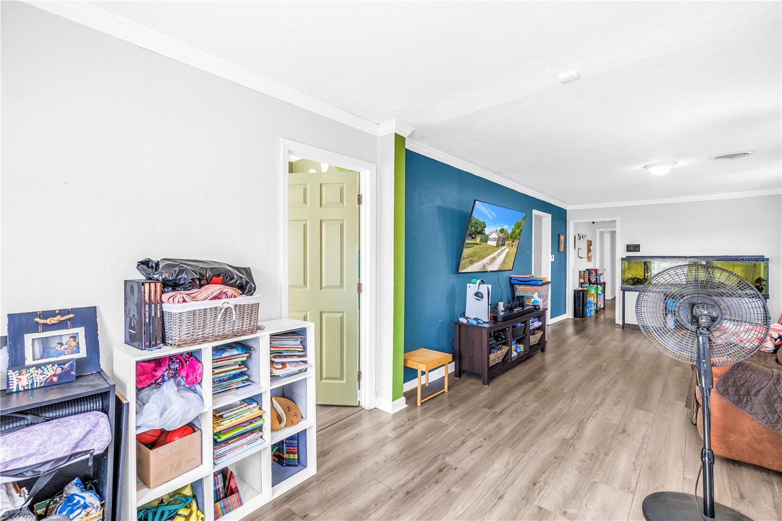 PINECREST - Residential