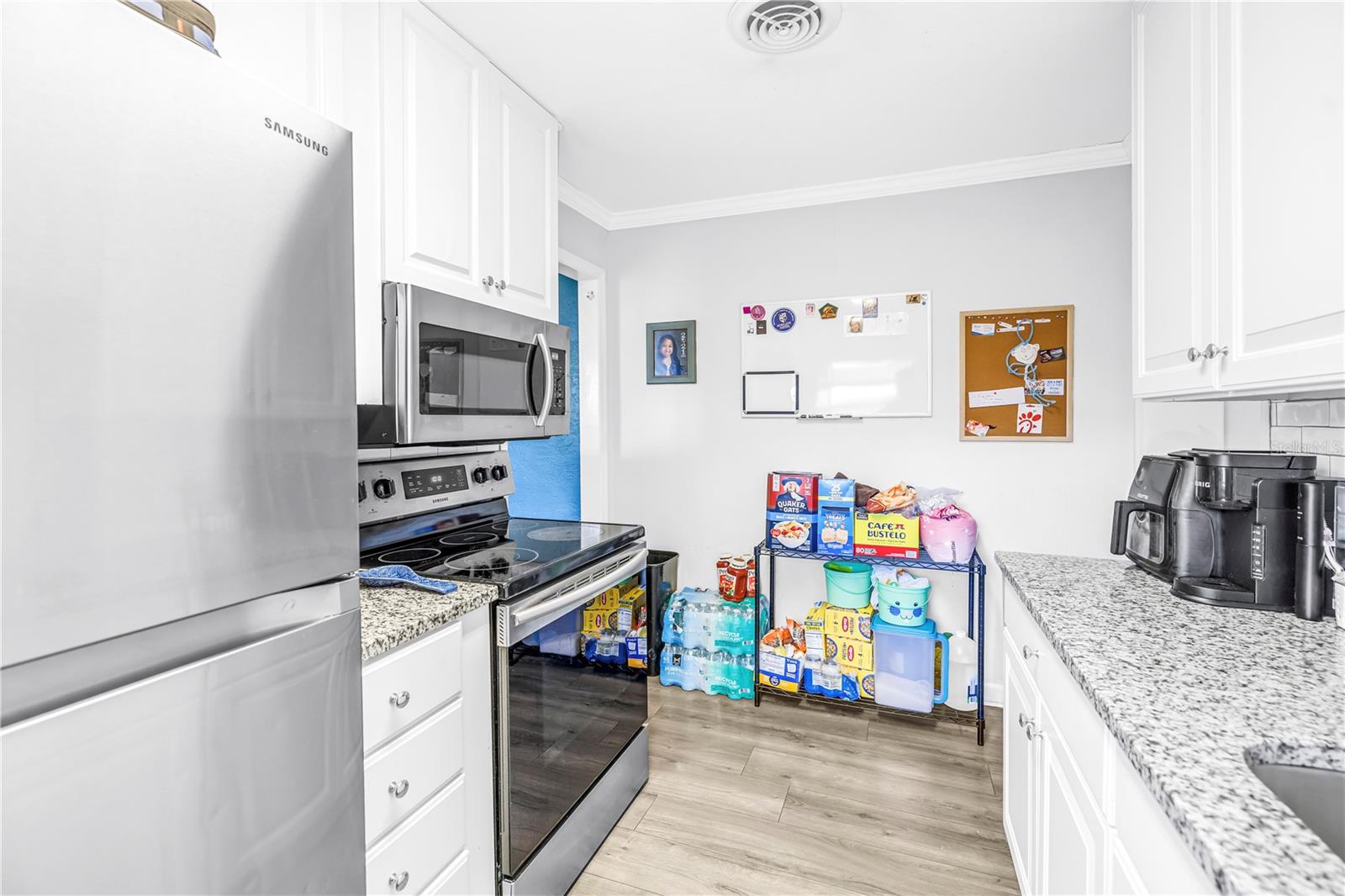 PINECREST - Residential