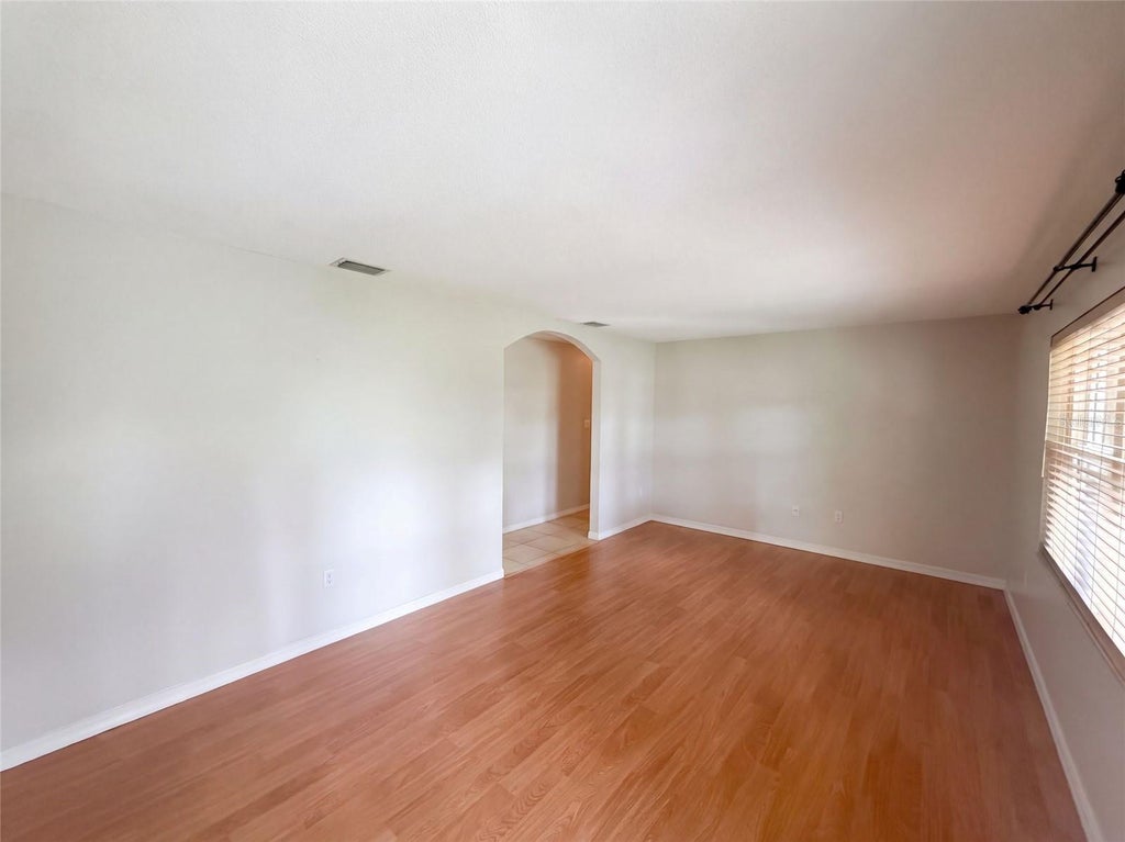 Photo of 2716 Charleston Drive, Plant City, FL 33563 (MLS # O6445519)