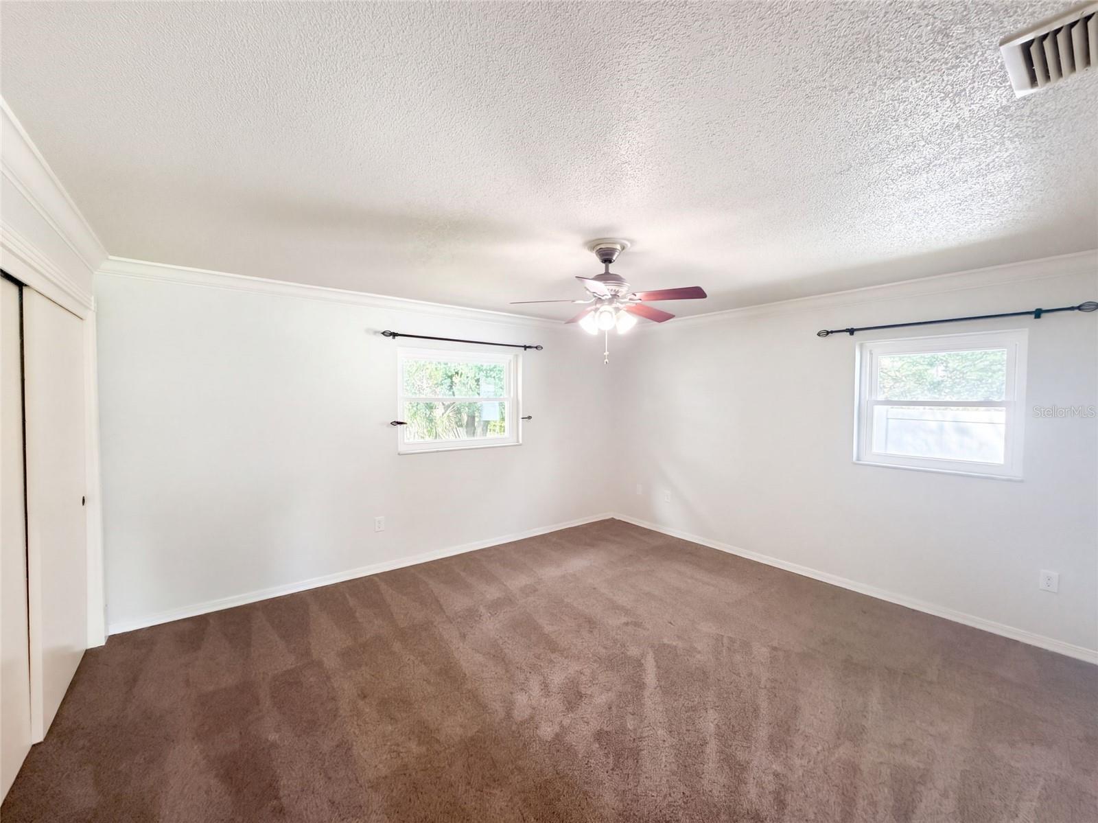 2716 CHARLESTON DRIVE