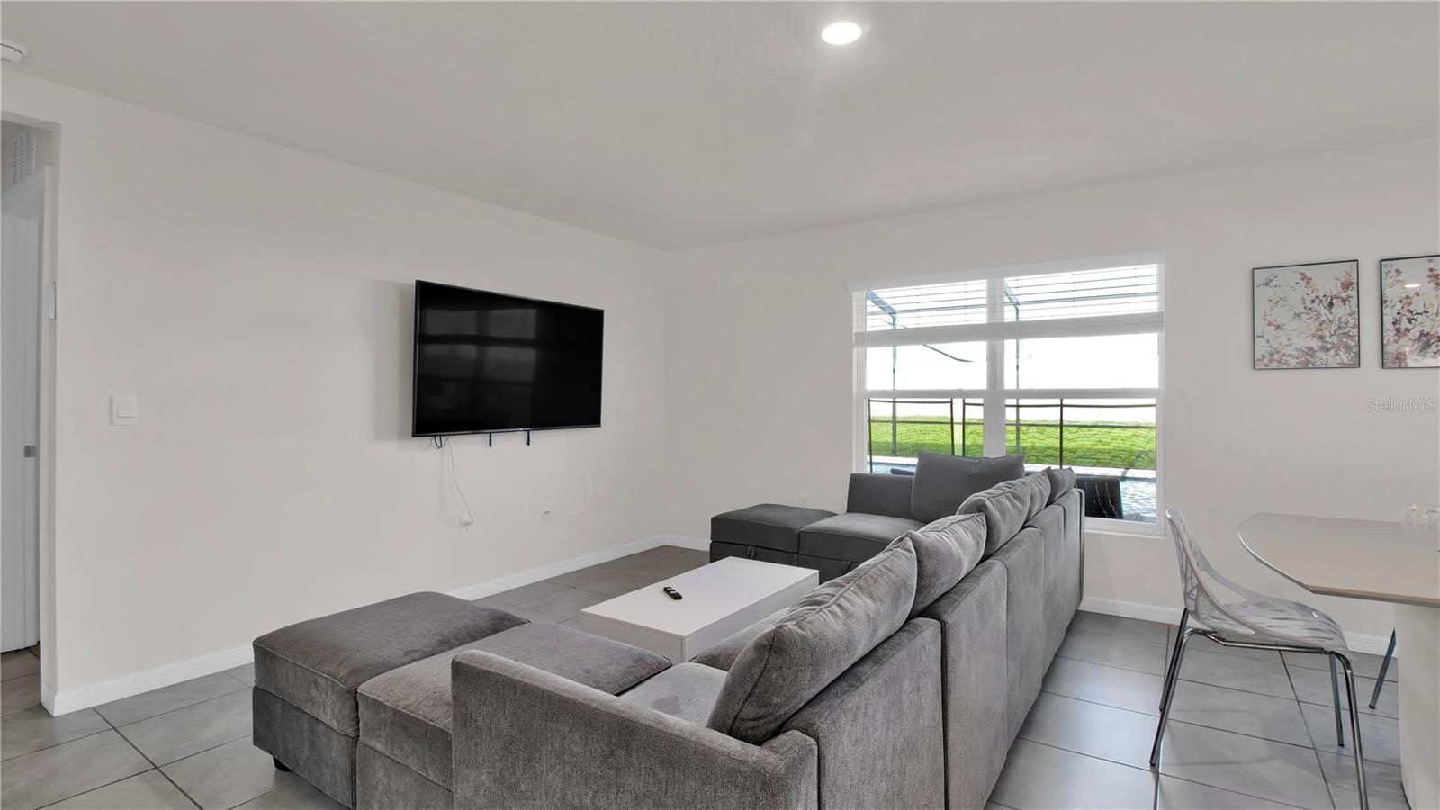 CREEK PRESERVE - Residential Lease