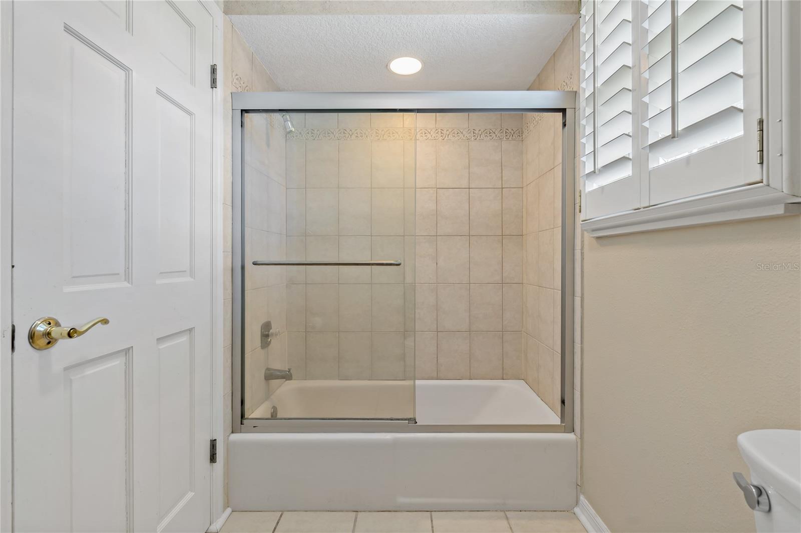 FEATHER SOUND - Residential