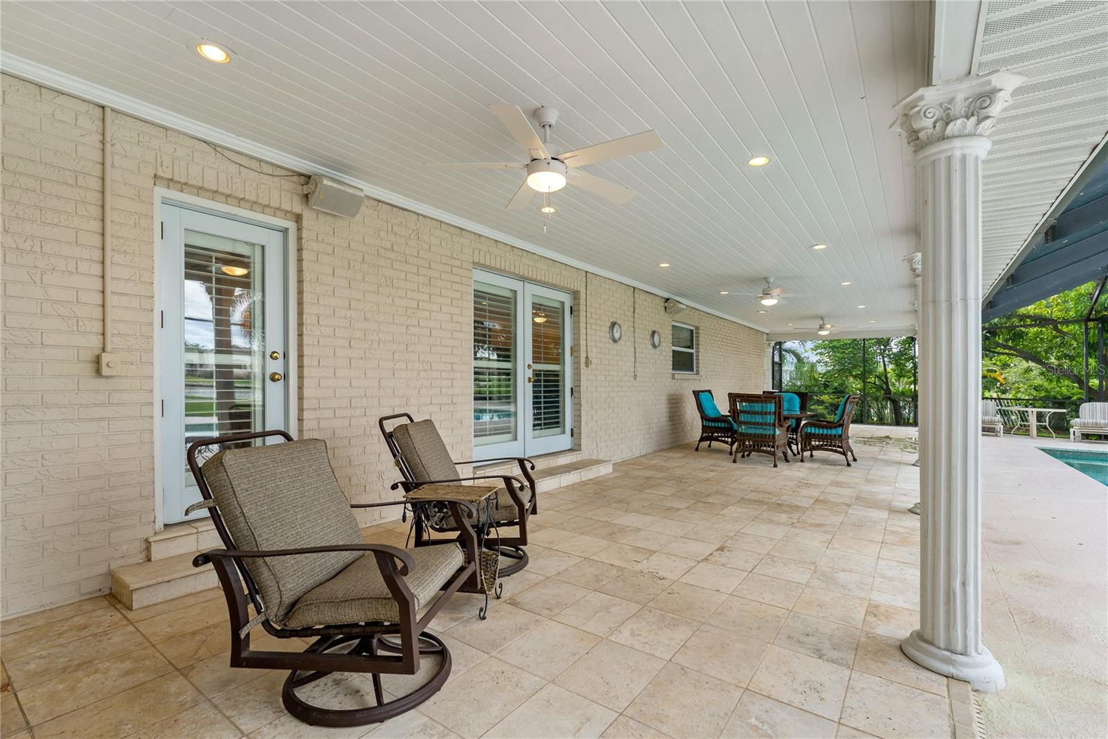 FEATHER SOUND - Residential