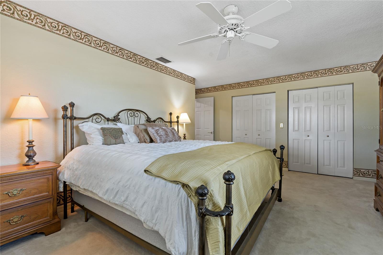 FEATHER SOUND - Residential